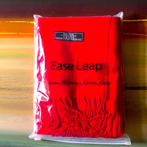 Red Pashmina Scarf - Picture 1 of 2